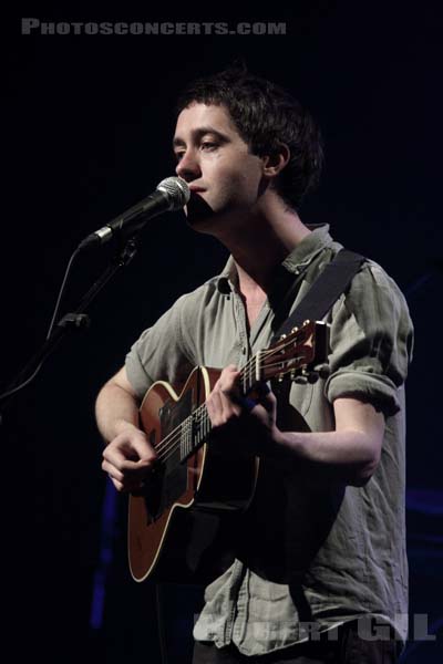 VILLAGERS - 2011-07-04 - PARIS - Salle Pleyel - 